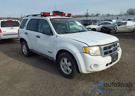 2008 Ford Escape Xlt z USA, uszkodzony, nr VIN 1FMCU93118KD30106